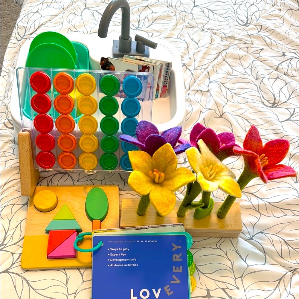 Lovevery Helper Play Set (25-27 mos) - 6 items
